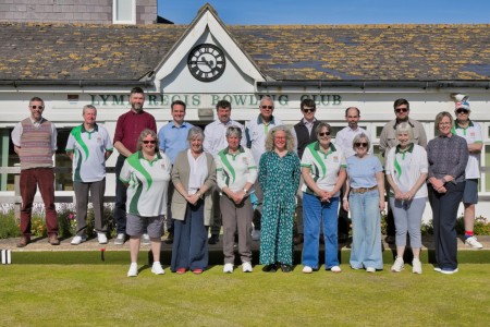 Woodroffe School Teachers Enjoy an Afternoon of Bowls in the Sunshine